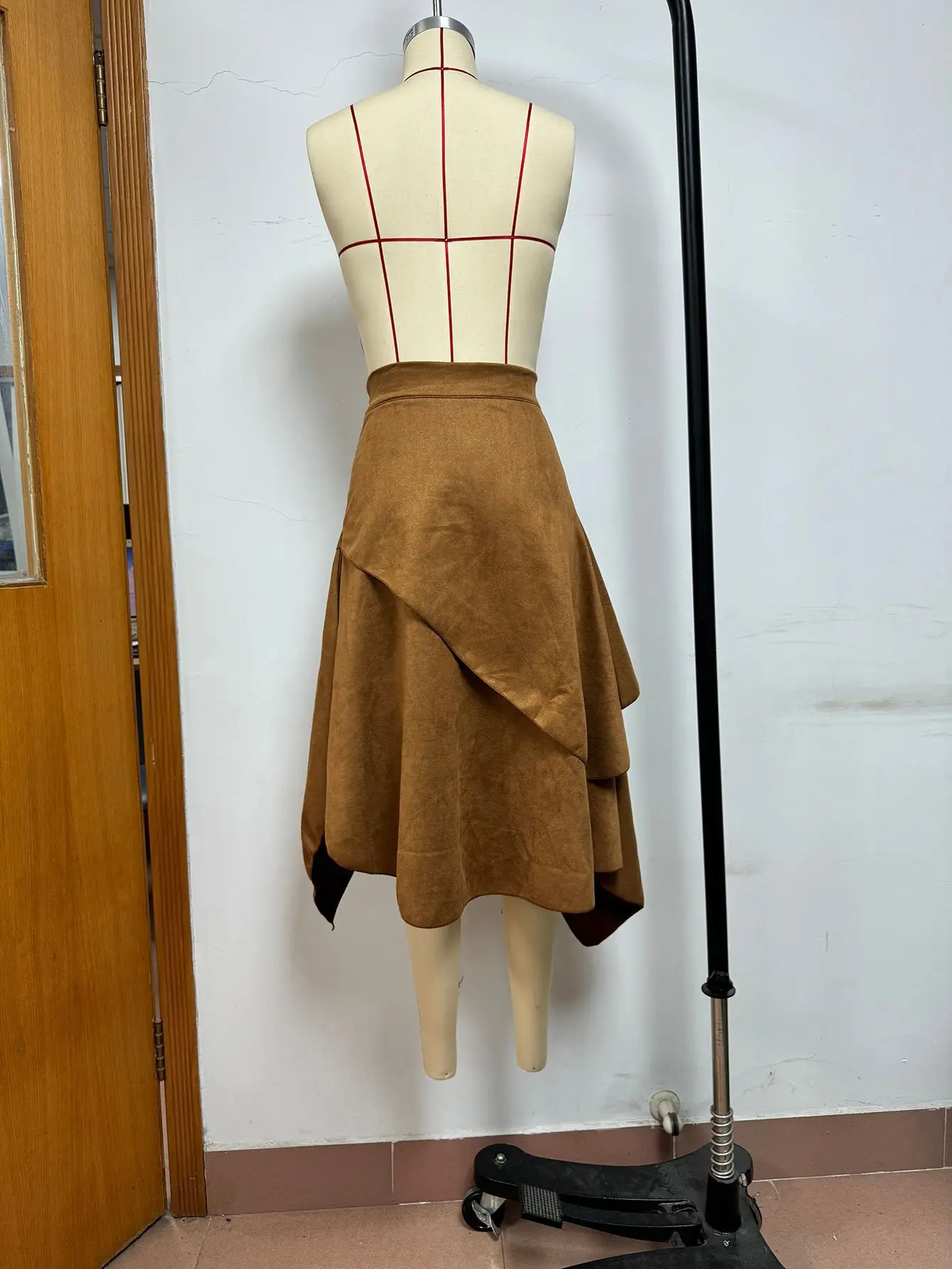 Damen-Retro-Wildlederrock im Western-Stil, Europäische Größe, Einfarbig, Unregelmäßiger Halbrock für Freizeitkleidung – Detail 11