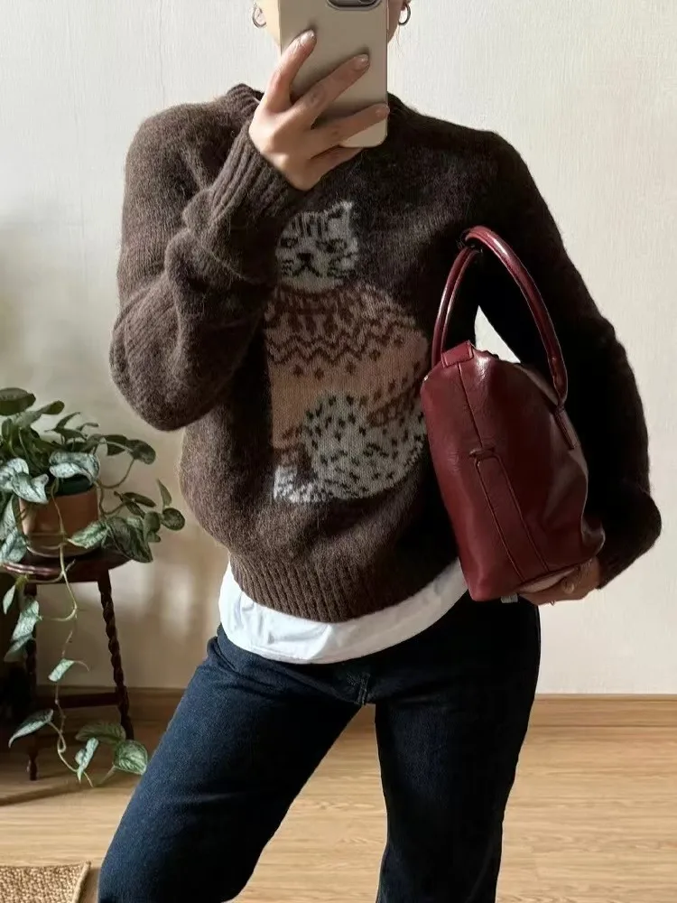 Korean Vintage Coffee Round Neck Soft Waxy Long Sleeve Sweater Women's Autumn and Winter New Design Sense Loose Knitted Top