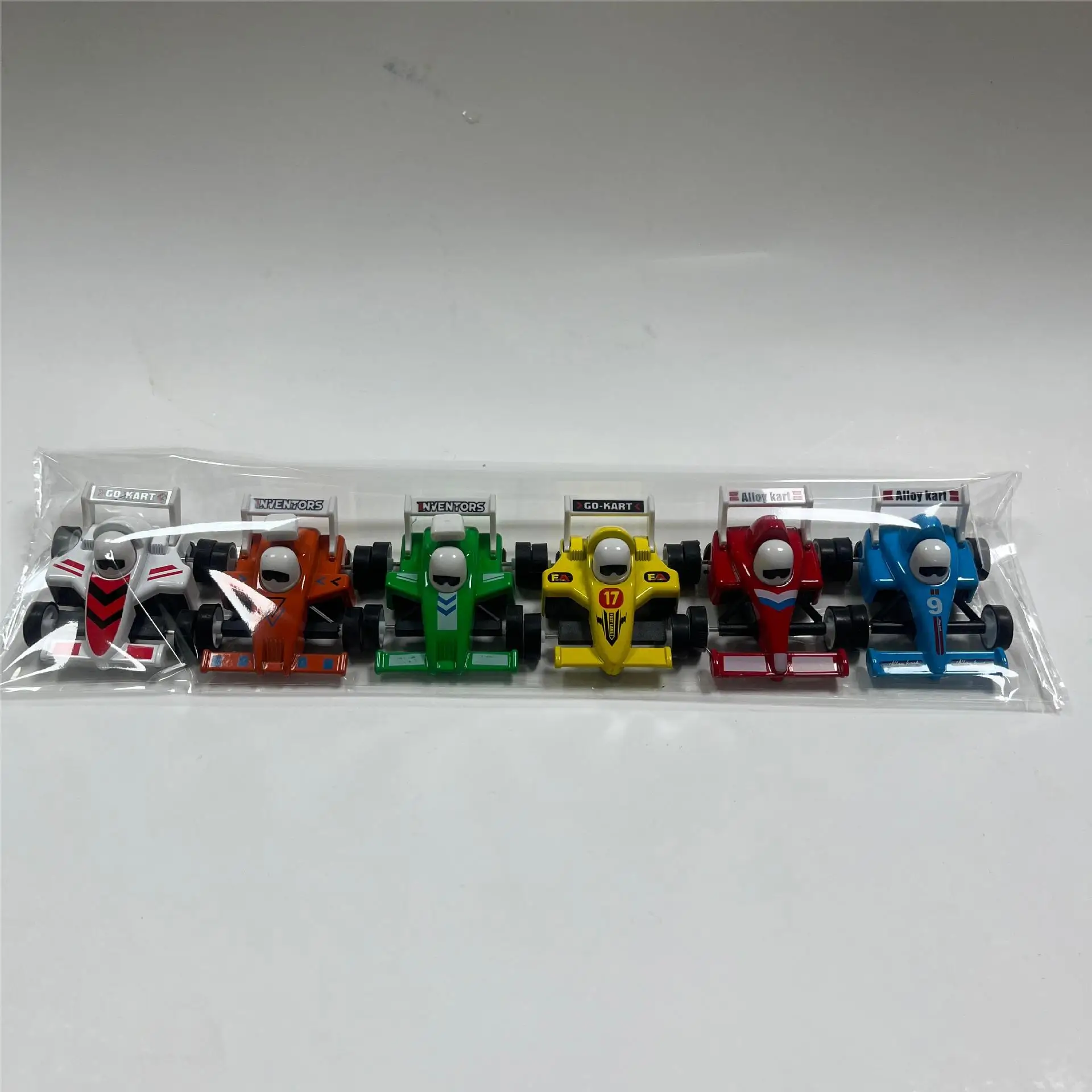 Coche de carreras de aleación 1:64, modelo de juguete F1 de fórmula, Mini coche de carreras de juguete, coche extraíble, rompecabezas para niños, coche de carreras Retro, juguete deslizante, regalos