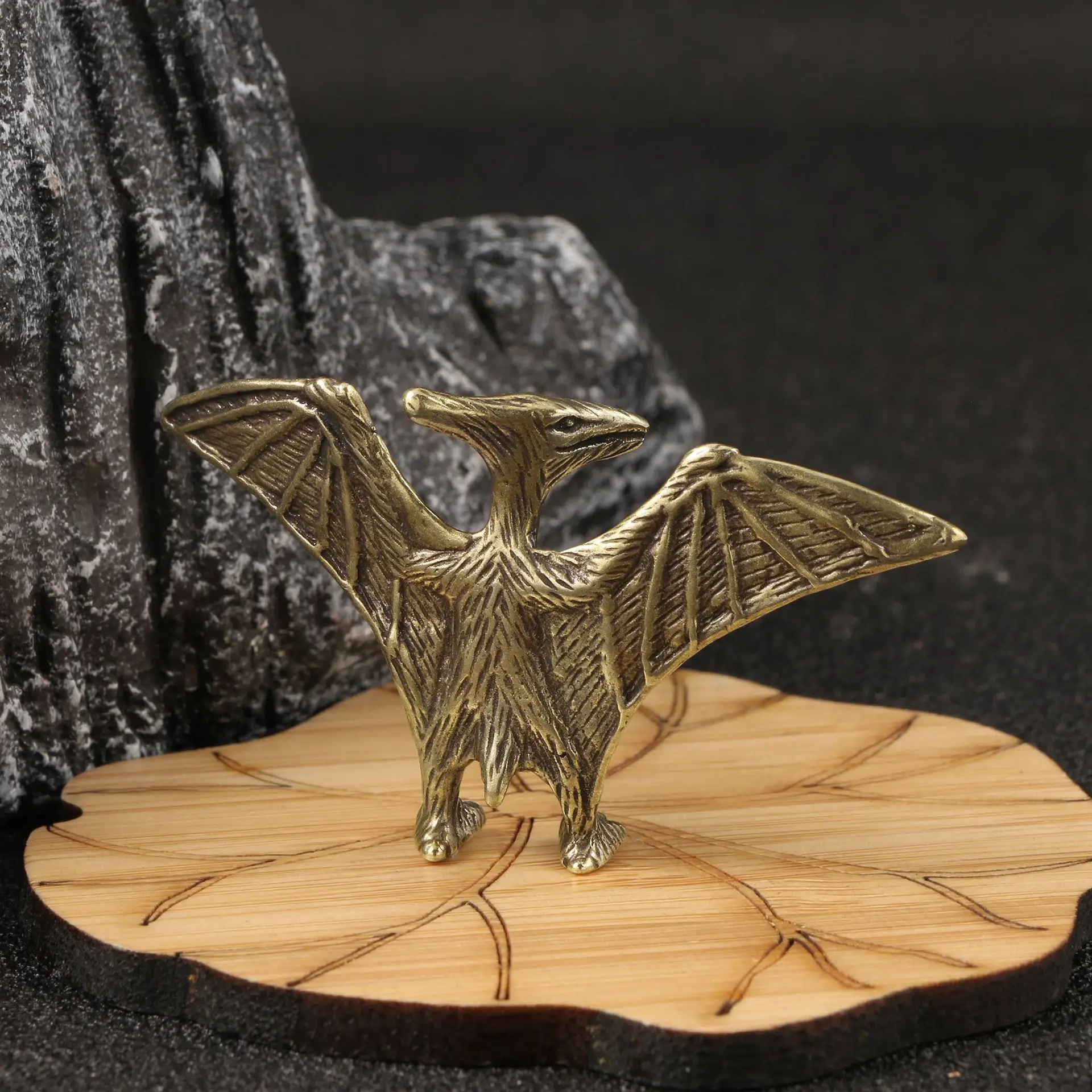 Jurassic Pterodactyl Brass Winged Dragon Ornament Antique Copper Dinosaur Pterosaur Mini Statue Office Desktop Craft Animal Gift