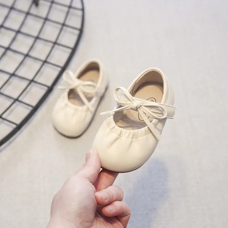 Girls Leather Shoes 2024 Autumn New Fashion Casual Soybean Shoes Velcro Small Children Princess Shoes Breathable Soft Bottom