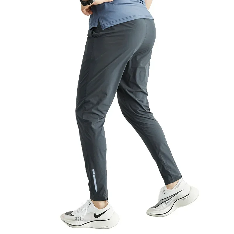 

Summer Men Elastic Casual Straight Trousers Ice Silk Sport Gym Pants Man Quick Dry Running Sweatpants Jogging Pants Man Clothes