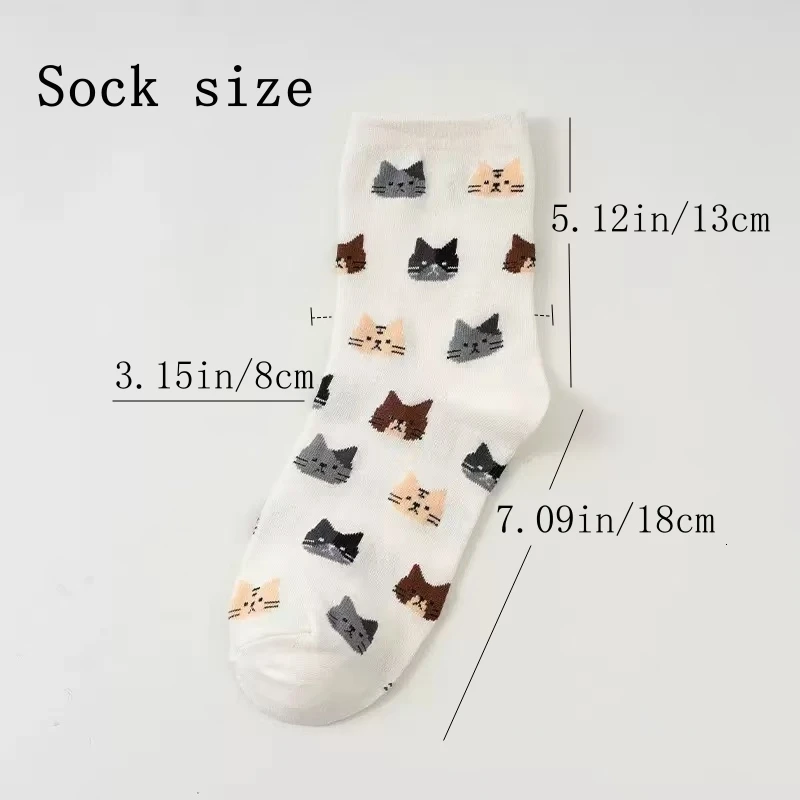 5足の秋と冬の女性用ファッショナブルで甘くてかわいい漫画の猫柄の多用途で快適で暖かいロングソックス