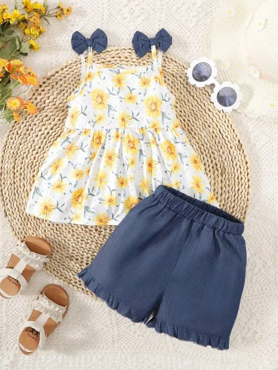 

2PCS Baby Girl Sets 2 Bow Strap Floral Sleeveless Top+Shorts Fashion and Cute Vacation Clothing Set for Toddler Girl 0-3Years