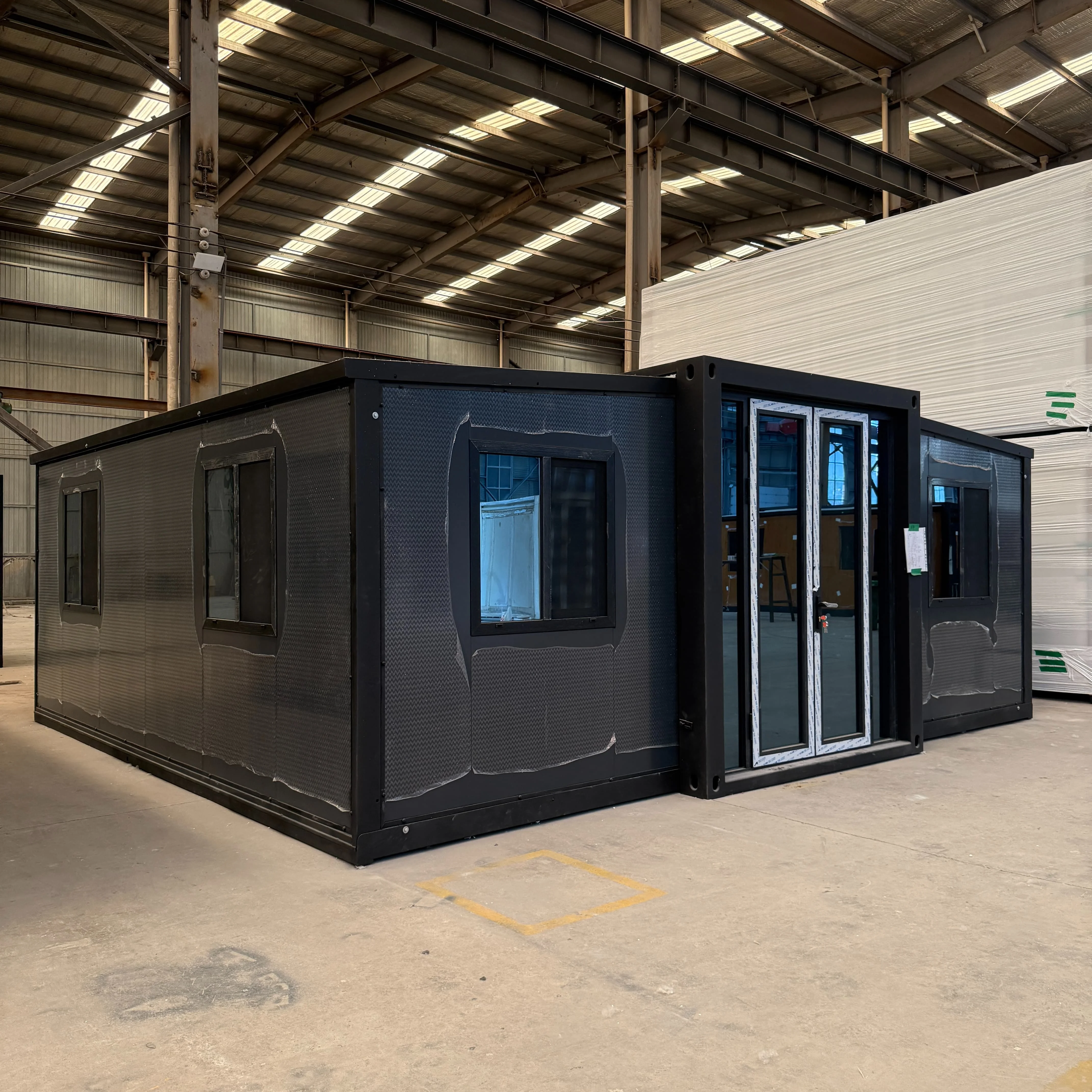 Expandable Container House Galvanized Steel Prefabricated Home Modular For Temporary Camp Housing