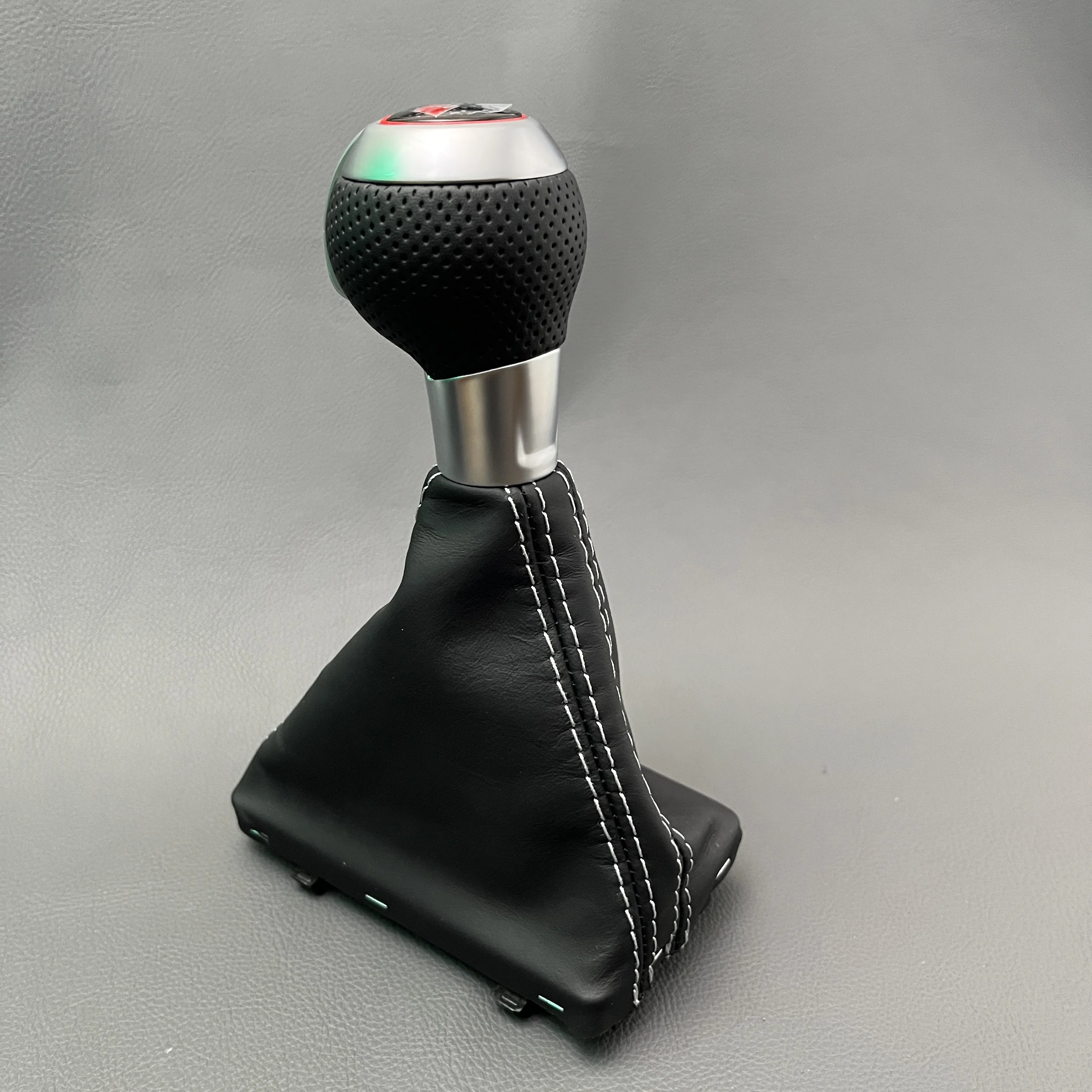 For Audi A3 8V RS3 Auto Automatic DSG Gear Shift Knob With Hole Leather  2014 2015 2016 2017 2018 2019 2020  S3 Logo