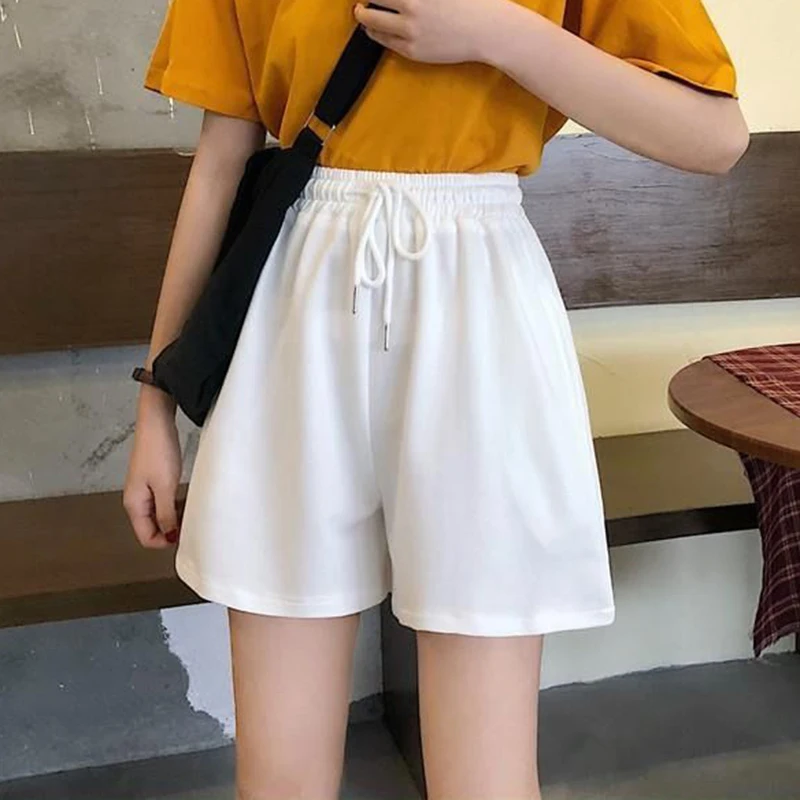 Hot Sale Summer Lady Daily Thin Short Joggers Women Fashion Baggy Leisure Short Pants Girls Korean Classic High Waist Shorts view 4