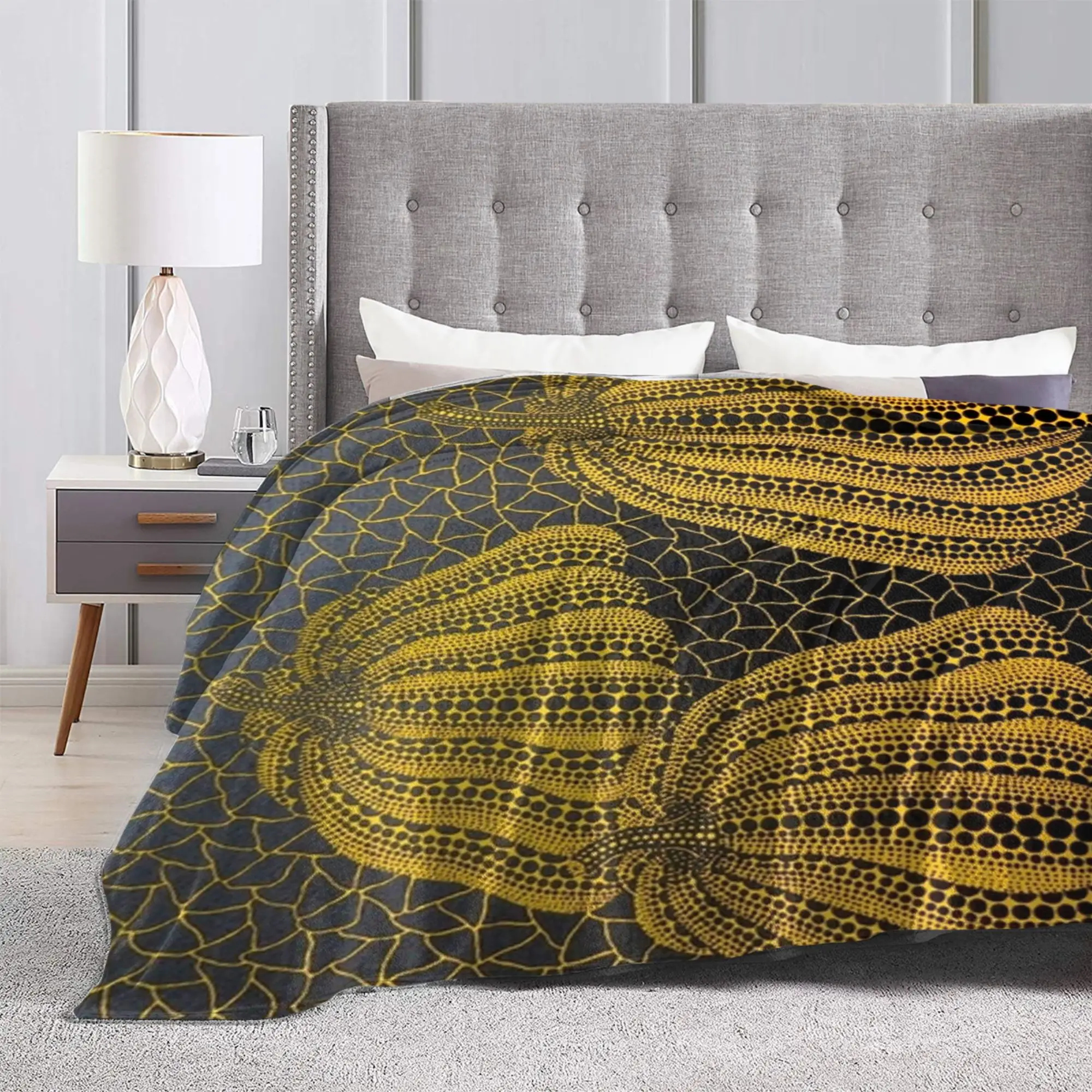 Group Yayoi Kusama Blanket Fleece Art Pumpkin Polka Pop Lightweight Thin Throw Blankets for Bedding Couch Bedspread