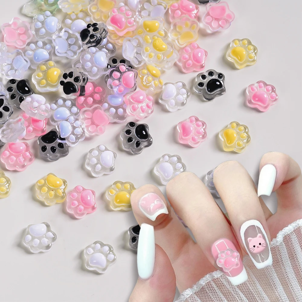 50 stücke Cartoon Katze Klaue DIY Nagel Dekorationen Mix Süße Semi-Transparent Nagel Charms Leuchtende Nail art Schmuck Für Musik Festivals