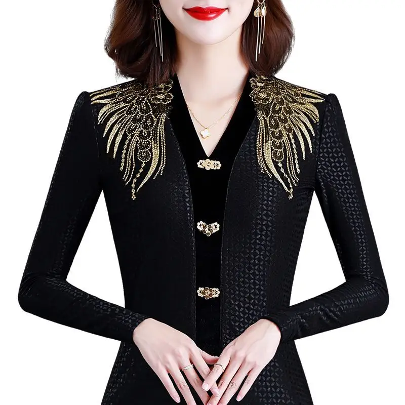 2022 Autumn Winter Women\'s Clothing Long Sleeve Tops Fleece V-Neck Diamonds Button Slim Printed Korean T-shirt Fashion Elegant