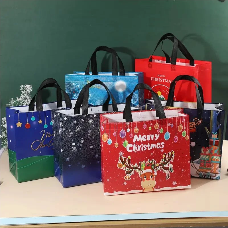 6 large capacity non-woven Christmas gift bags. Santa, elk, snowman, Christmas tree Christmas party goodie bag, Christmas deco