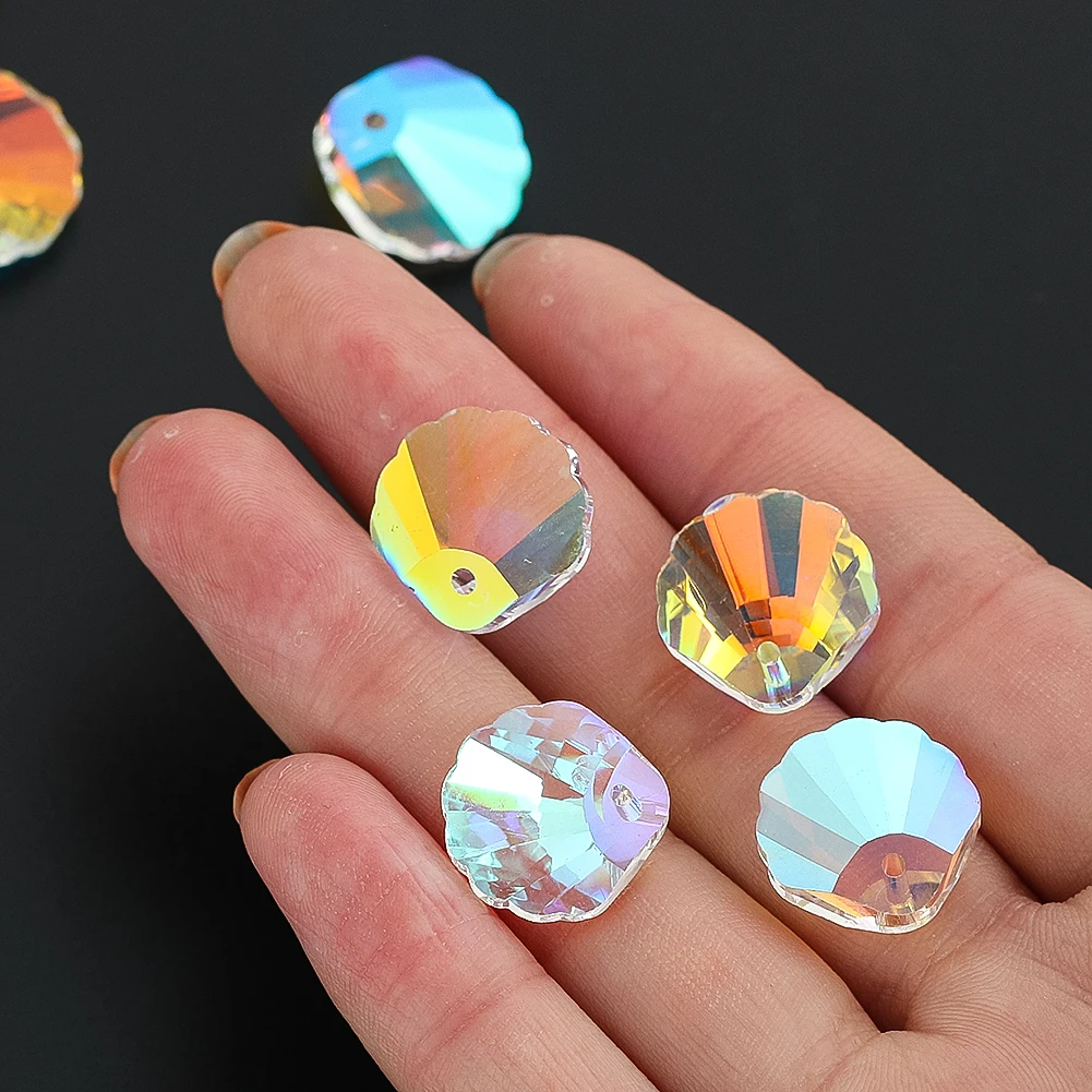 5pcs Crystal Carved Shell Beads Pendant Single Hole Scallop Faceted Glass Prism Light Shadow Charm Garden Hang Decor Accessories