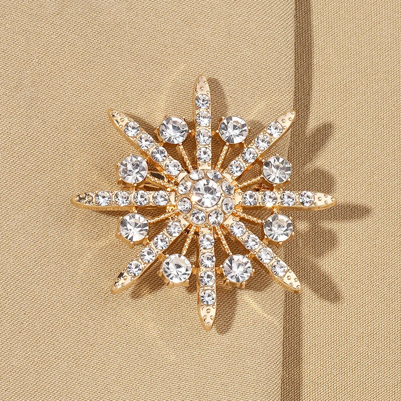 2024 NEW Trendy Luxury Snowflake Brooches Unisex Simple Original Rhinestone Brooch Pins For Women Man Jewelry Gifts Dropshipping