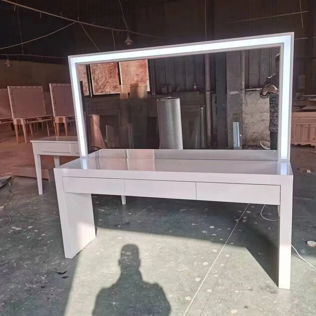 * Retail Salon Store Decorations Salon Shop Dresser Table for Sale Multi Function Mirror Station
