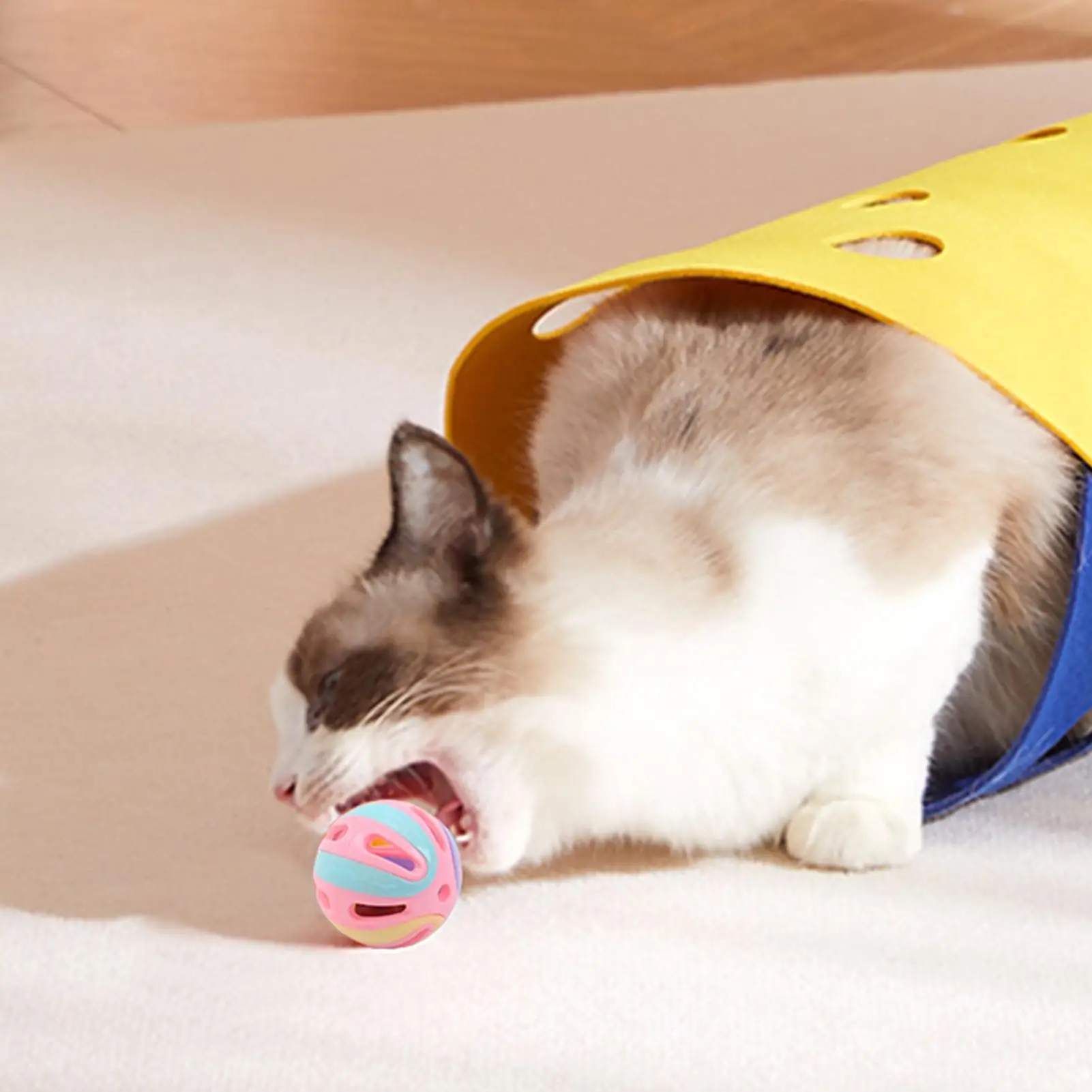 Large Cat Pounce Jinggle Ball Interactive Hollow Cat Rattle Balls Colorful Splicing Bell Ball Kitten Chasing Toys