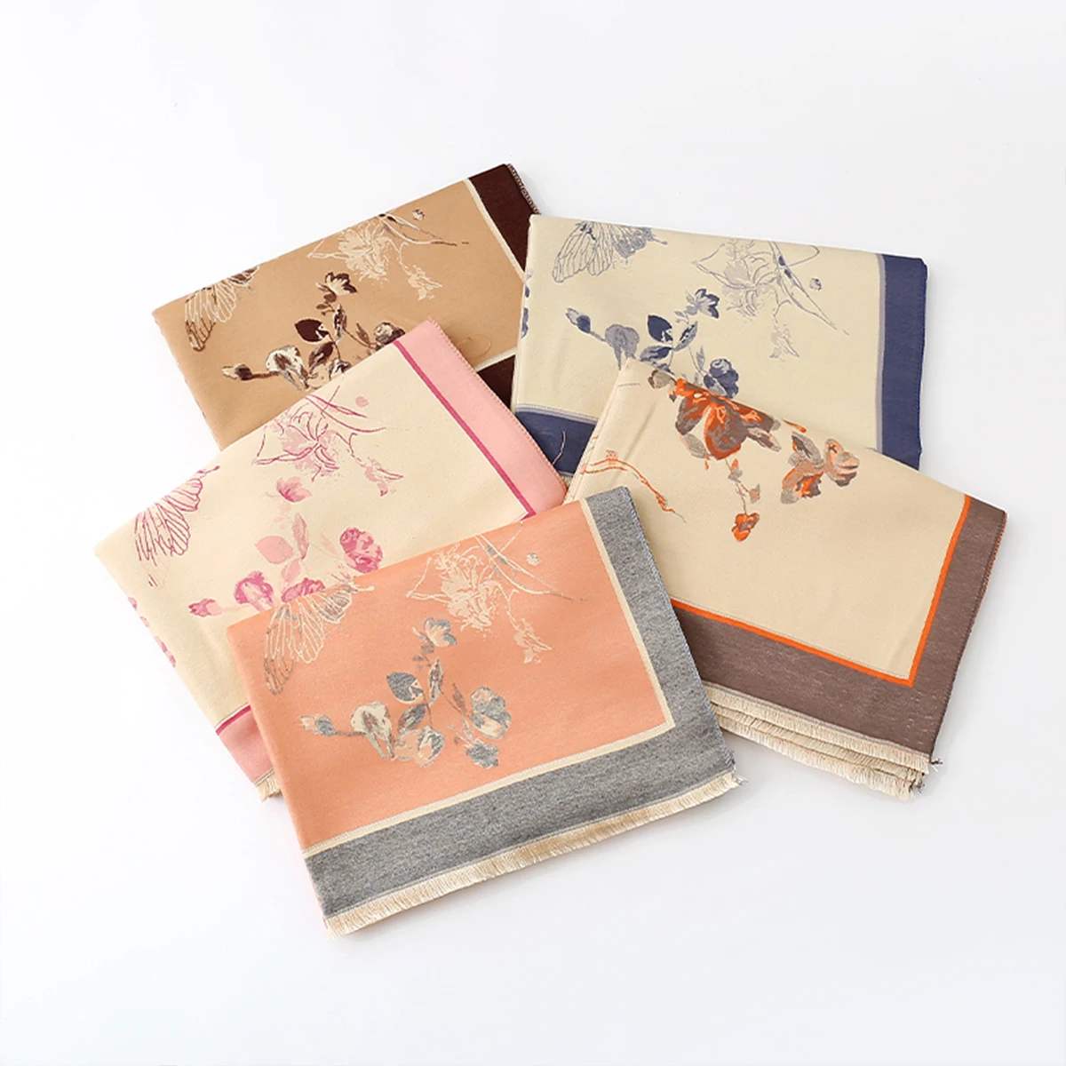 

Новый осенне-зимний шарф, женский универсальный уличный теплый двусторонний шарф с цветочным принтом, высококачественная шаль, большой шарф, внешняя одежда