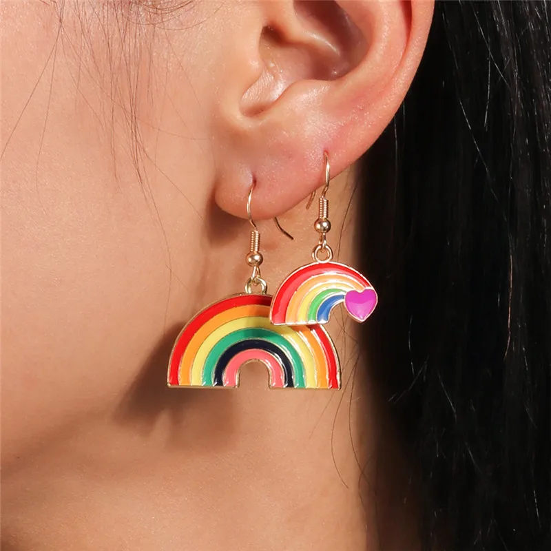 Juegos de pendientes de arcoíris coloridos para hombres y mujeres, soporte LGBT, Bandera de corazón de arcoíris, regalos de joyería de fiesta, superventas