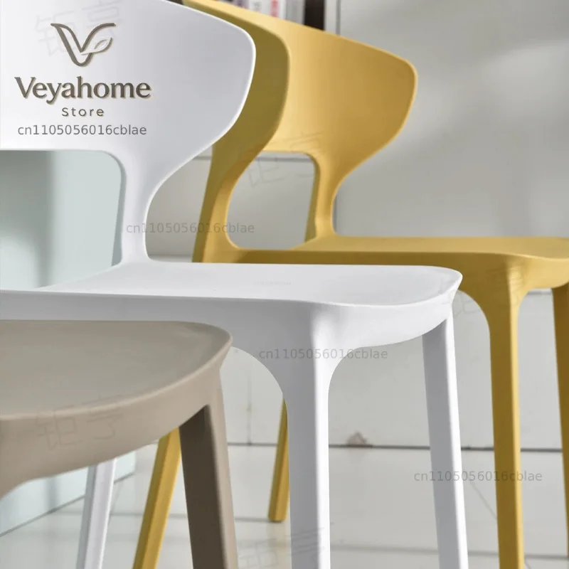 Simple plastic dining chair, leisure engineering matching back chair, household equal ox horn