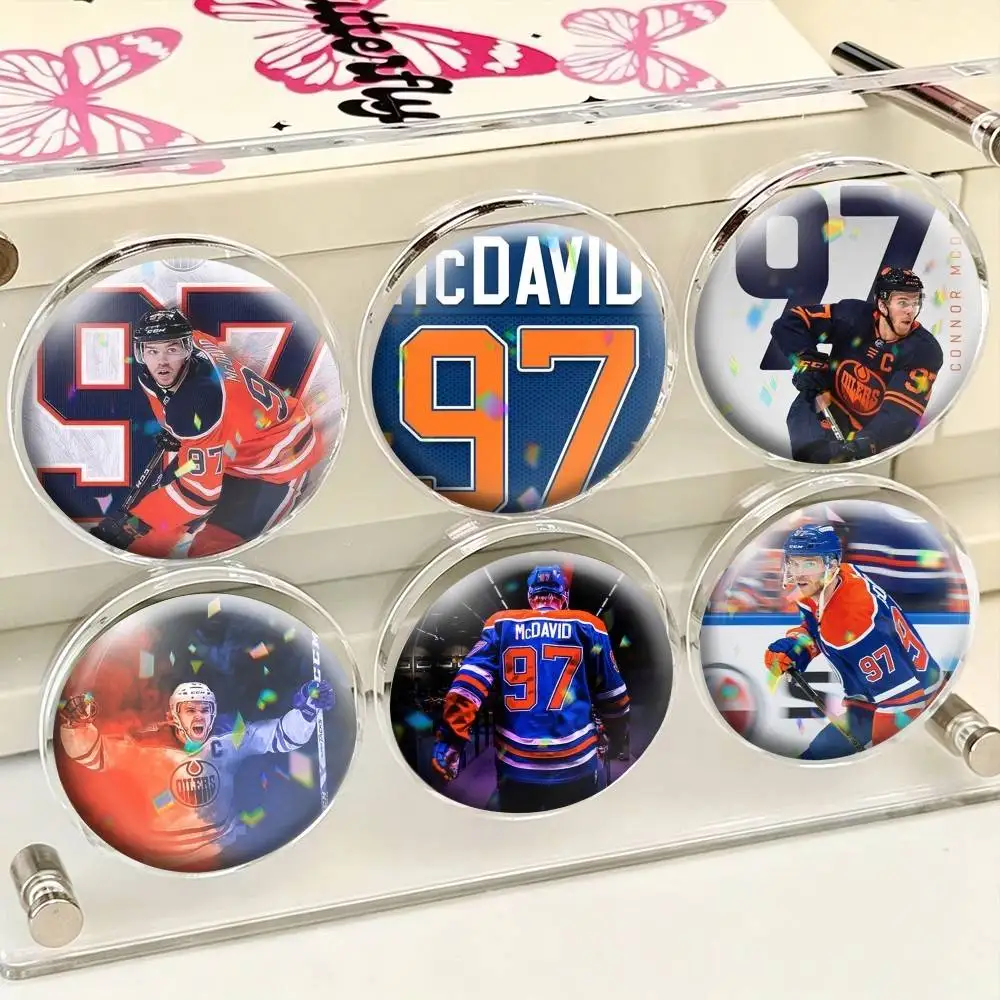 Ice Hockey C-Connor McDavid  25 32 44 58 75mm Badges Personalized Round Brooches Pins Accessory Gift