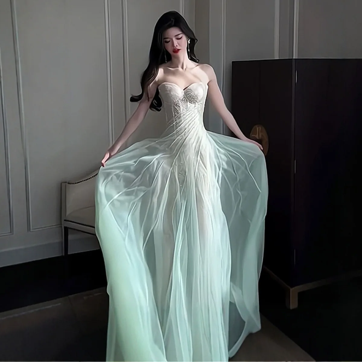 

French Minority High-Grade Tube Top Toast Dress Engagement Dress High-End Affordable Luxury Light Wedding Dress Dress Women