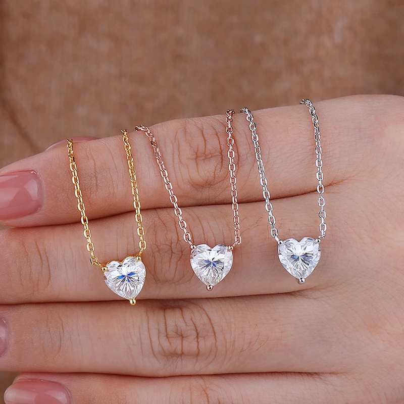 Thumbnail 2 - #5 Trending Gold Necklaces Right Now