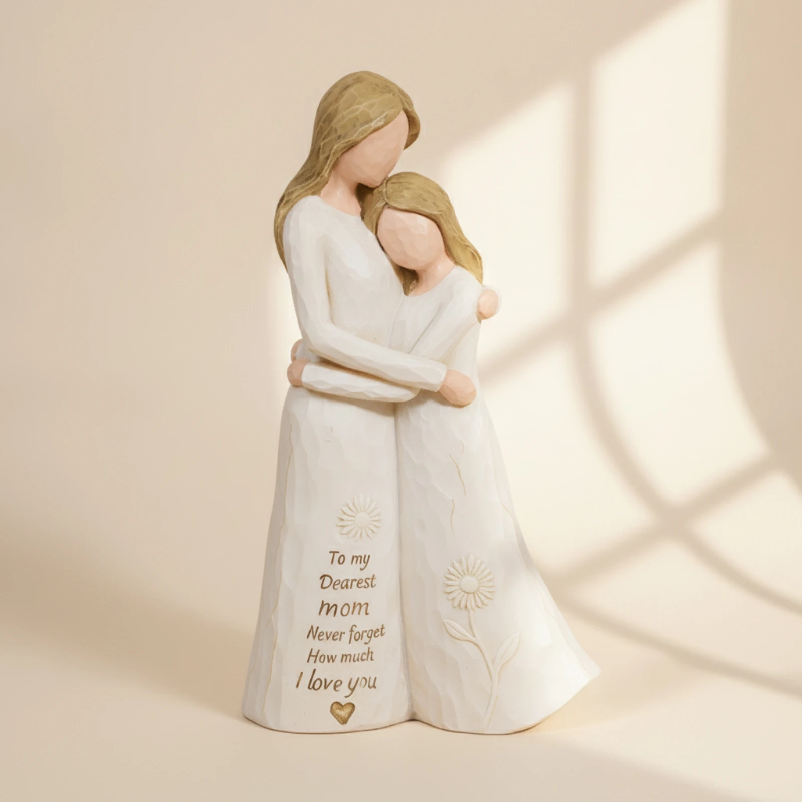 Hugging Mother and Daughter Figurine Sentimental Mother and Daughter Figurine Faceless Family Ornament Hand-Sculpted for Mom