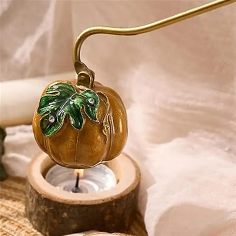 M11K-Pumpkin Candle Snuffer Decorative Hand-Painted Candle Extinguisher Long Handle Candle Tool
