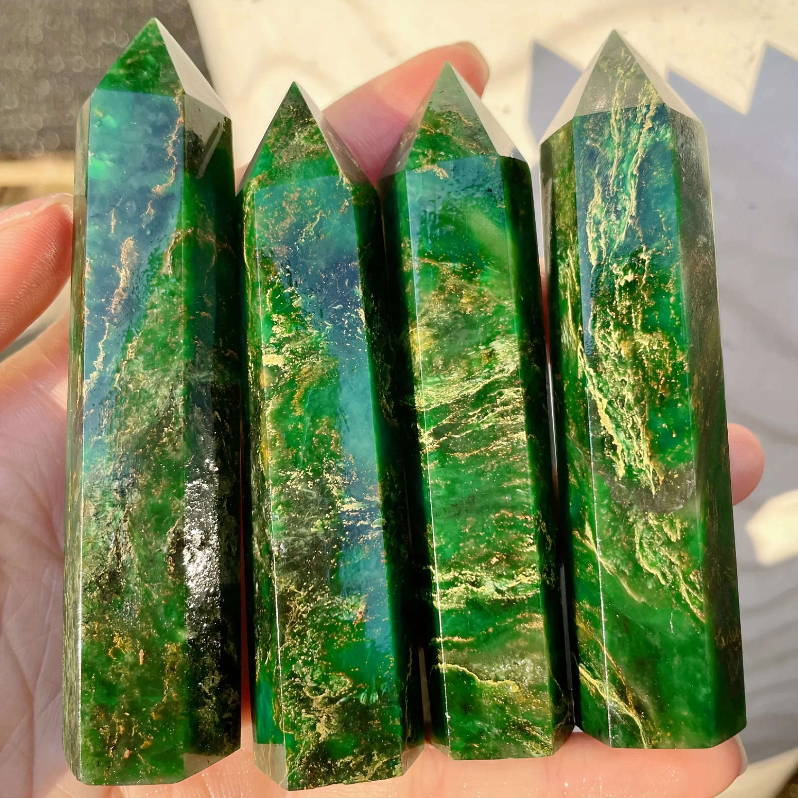 Natural Emerald Single Pointed Quad Interior Decoration Meditation Handcrafted Emerald Energy Point - Serene Decoration