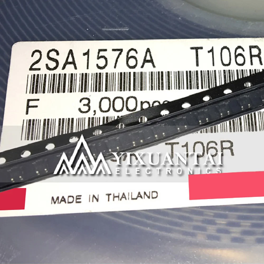 100pcs/Lot  2SA1576AT106R  2SA1576A T106R   FR  TRANS PNP 50V 0.15A UMT3 SOT323  New Original