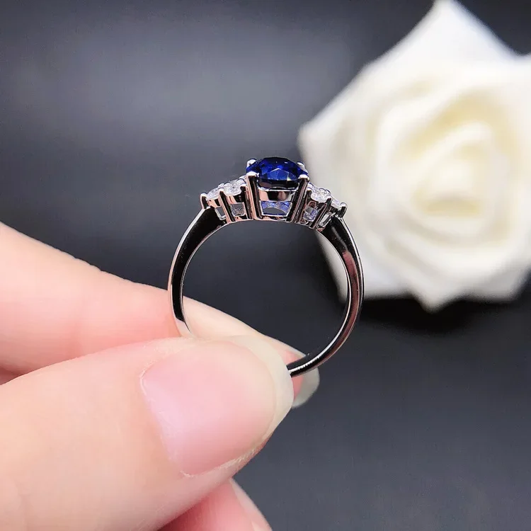 Luxury Solid Platinum PT950 Sapphire Four Claw Egg Ring Women Shaped Diamond Ring view 3