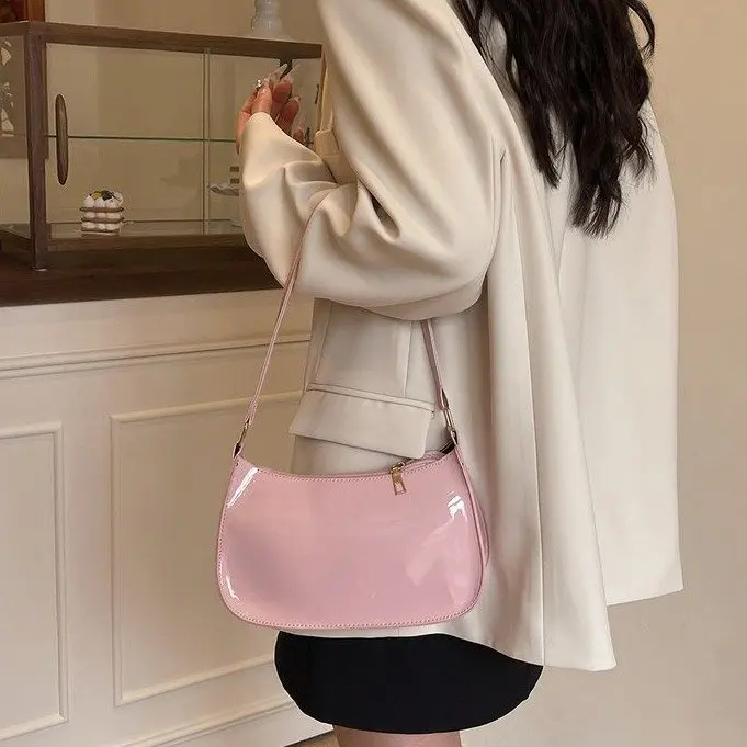

2025 New Solid Color Square Bag Women Fashion Underarm Shoulder Purse Casual Top Handle Commuter Bag Minimalist Crossbody Bag