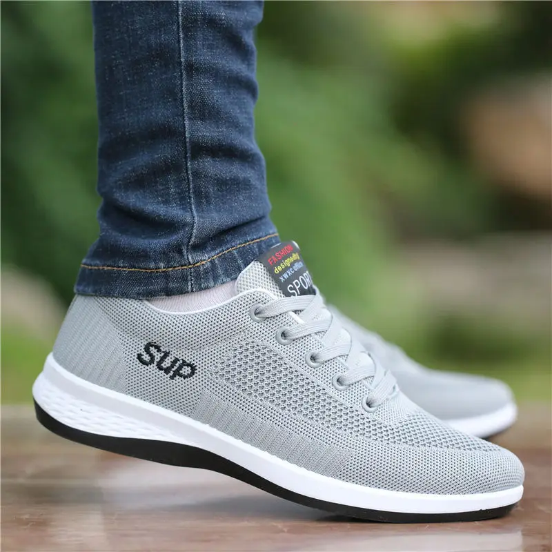 2025 Summer Men's Breathable Mesh Running Shoes Lightweight Casual Sneakers Trendy Athletic Footwear for Jogging & Daily Use