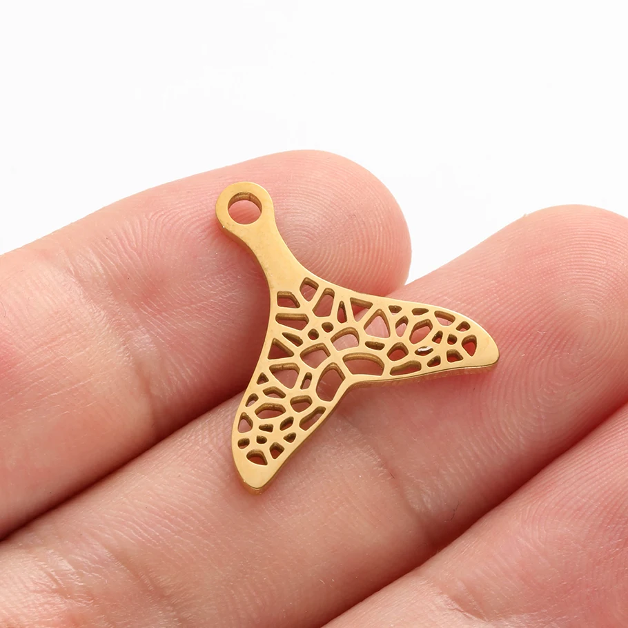 5 Stück goldfarbene kleine Anhänger mit Tiermotiven, Schmetterling, Giraffe, Vogel, Edelstahl, Meereslebewesen-Anhänger für die Schmuckherstellung, Halsketten-Charms – Detail 11