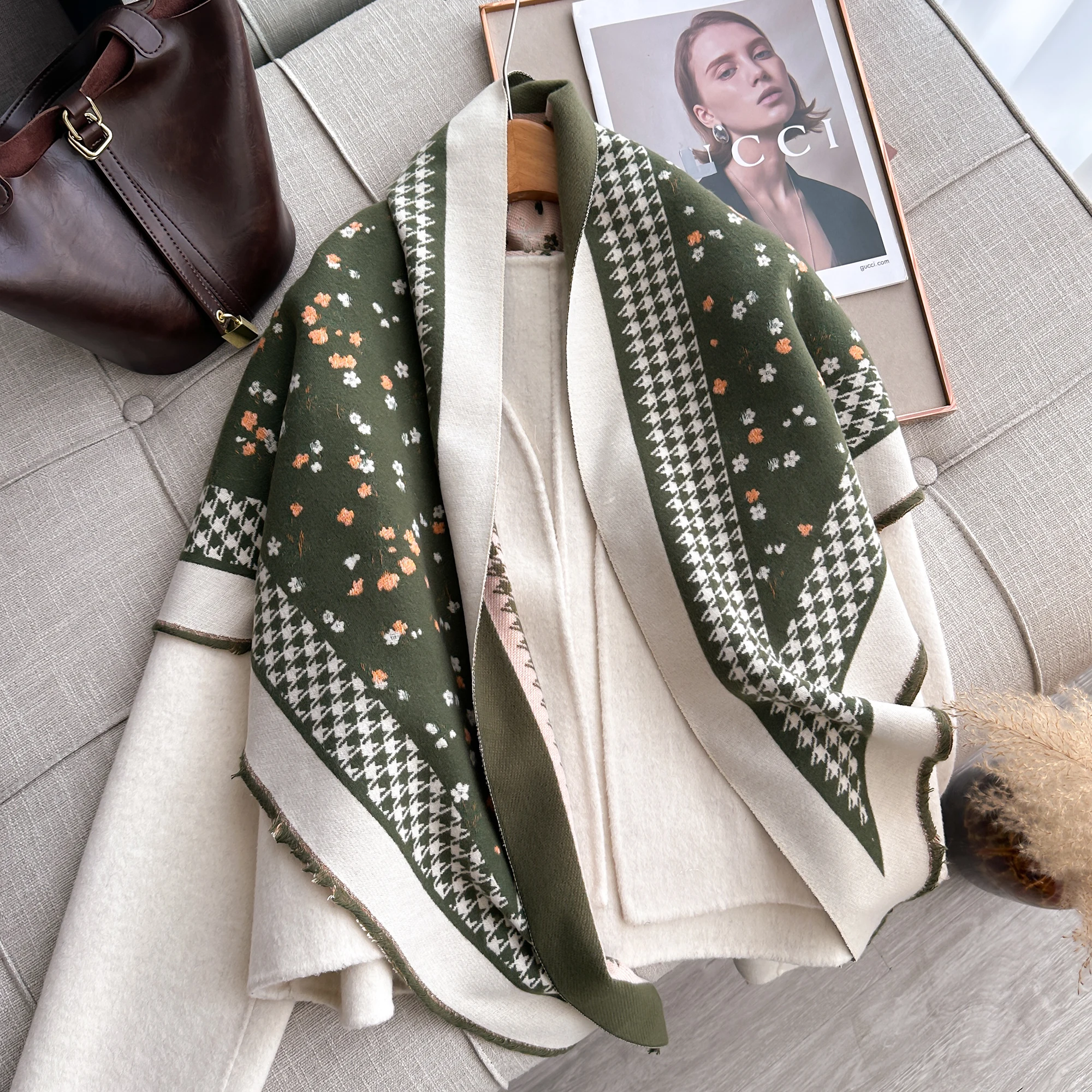 Knitted Cashmere Coat Designer Women triangle Poncho Cape Open Front Cardigan Wrap Shawl Female Spring Autumn Capes Ponchos