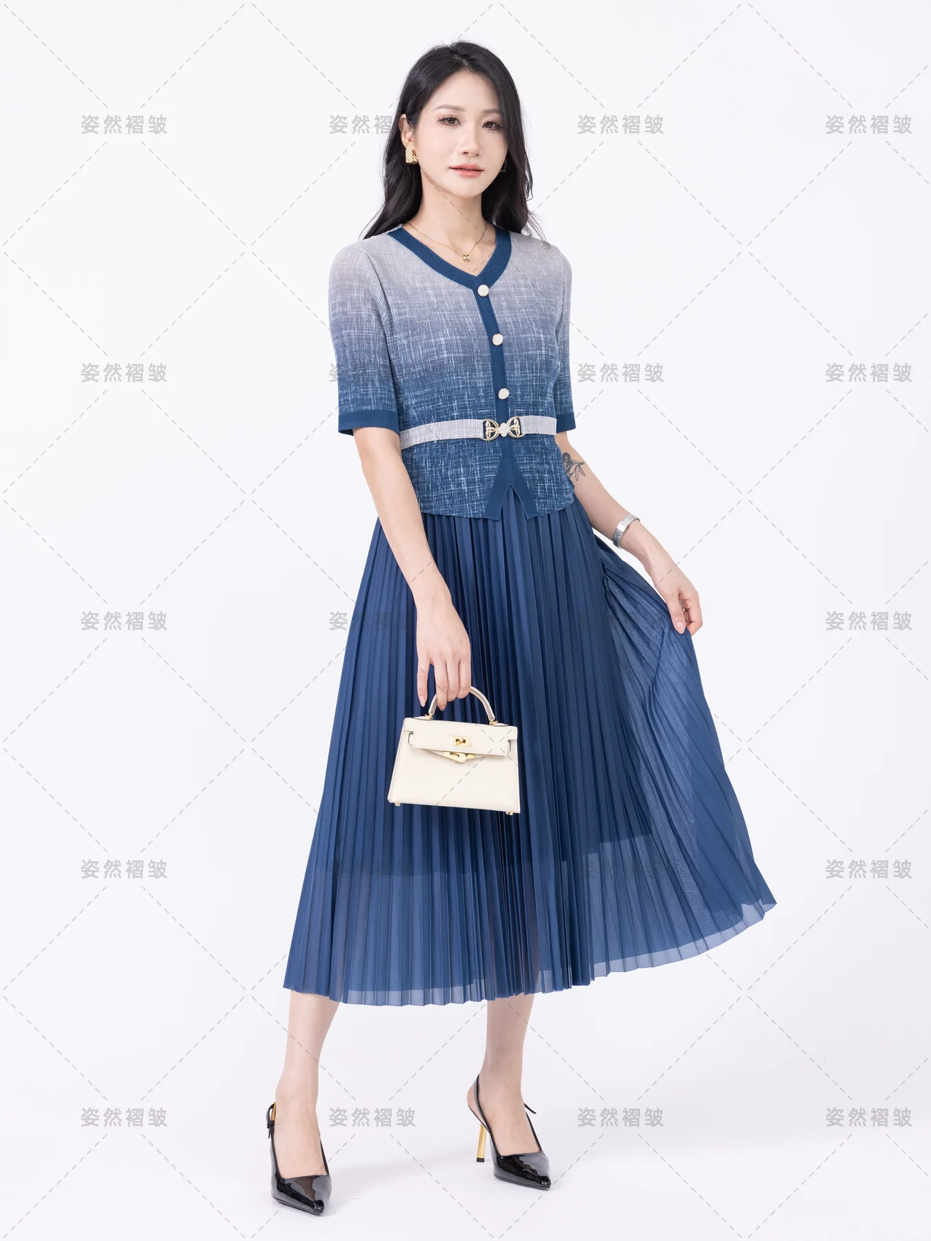 

Plus Size Clothing For Chubby Women Elegant Gowns Miyake Chiffon Print Pleated Dress Casual Chic Party Dresses Fashion Female
