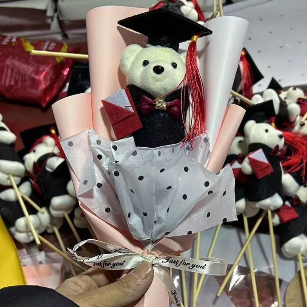 

Букет животных Милый медведь Выпускной букет медведя Прекрасный мультяшный букет медведя Элегантный докторский медведь Выпускной сезон