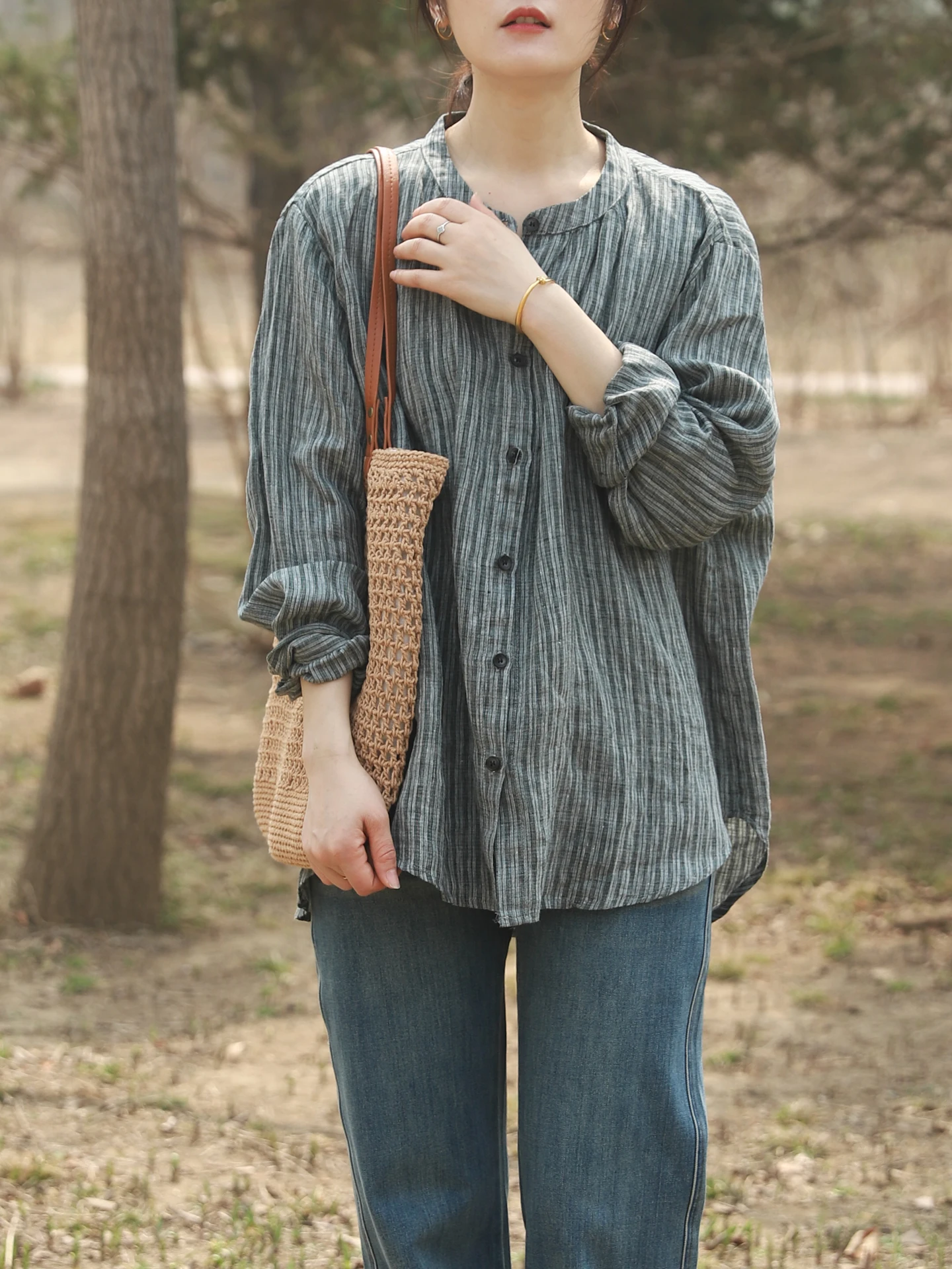 

Autumn Valley Japanese Style Long Sleeve Linen Striped Casual Shirt Women's Stand Collar Loose Fit Artistic Loose Top