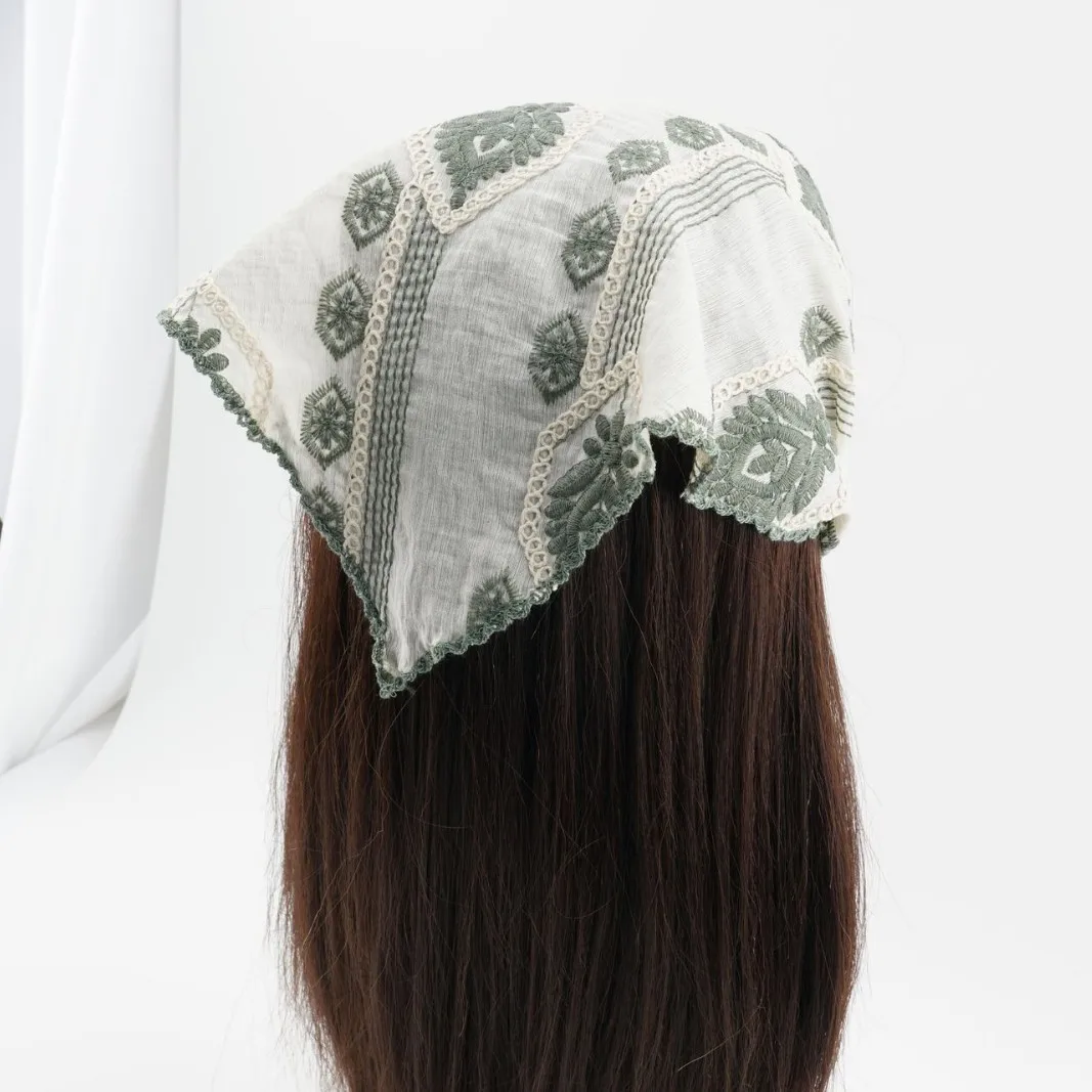

Country-style triangular scarf with lace embroidery, versatile small shawl, lightweight headscarf accessory
