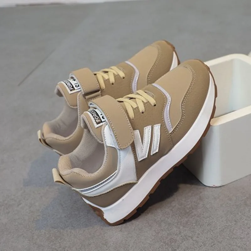 

Boys Lightweight Leather Sports Sneakers 2026 Spring Autumn New Running Shoes for Kids Comfy Fit for Primary School Students