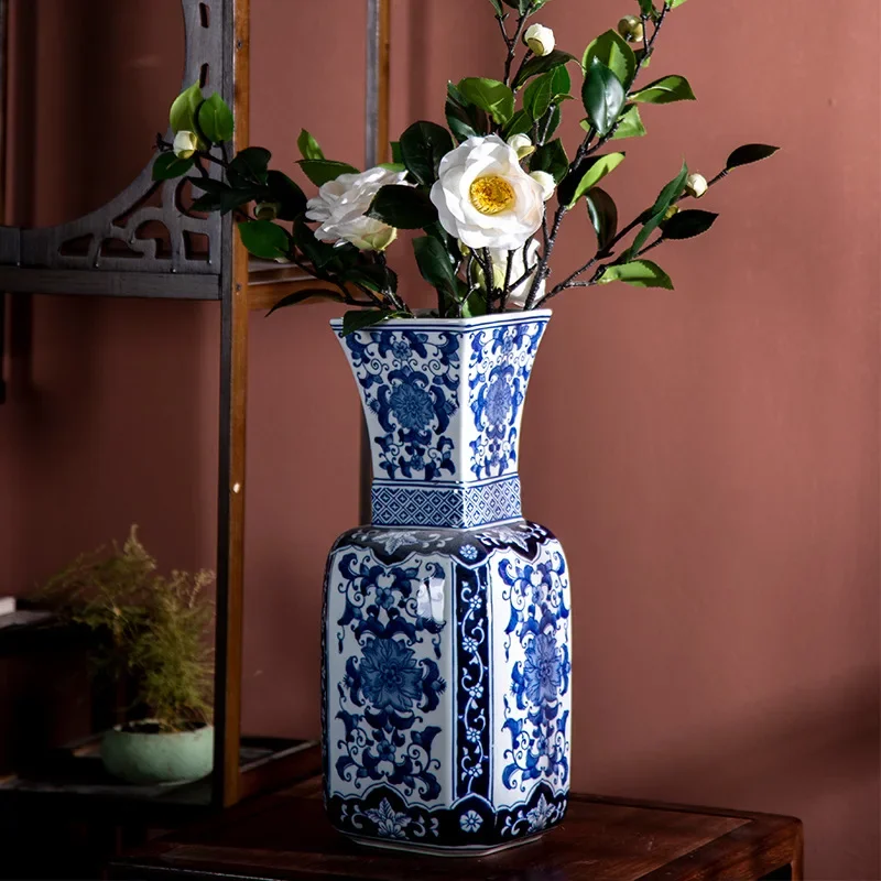 

Blue and white porcelain vase Blue and white porcelain ceramic living room tangled lotus ceramic ornament Ceramic vase Water