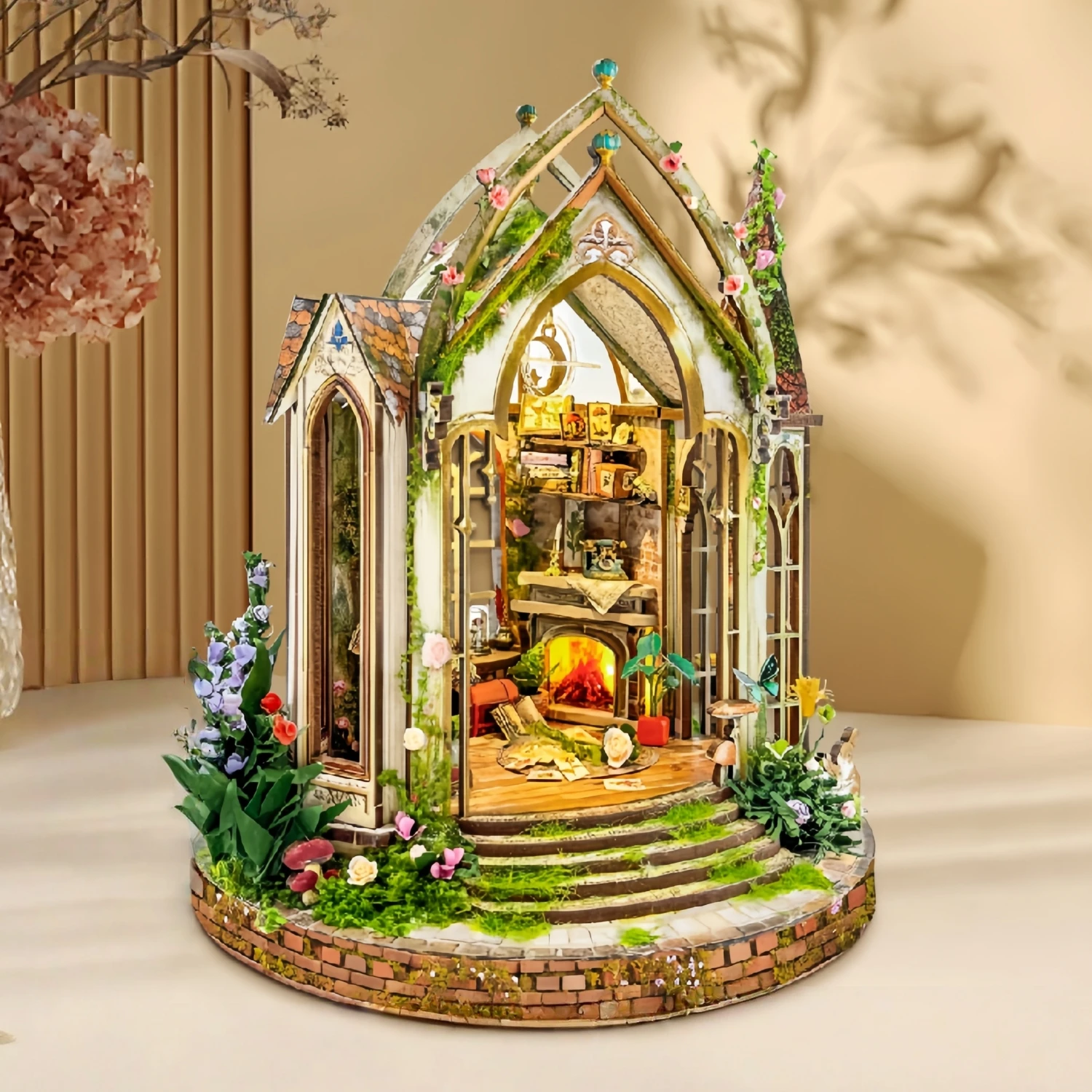 Model Kit Studio - DIY Book Nook Dreamland Floral Studio