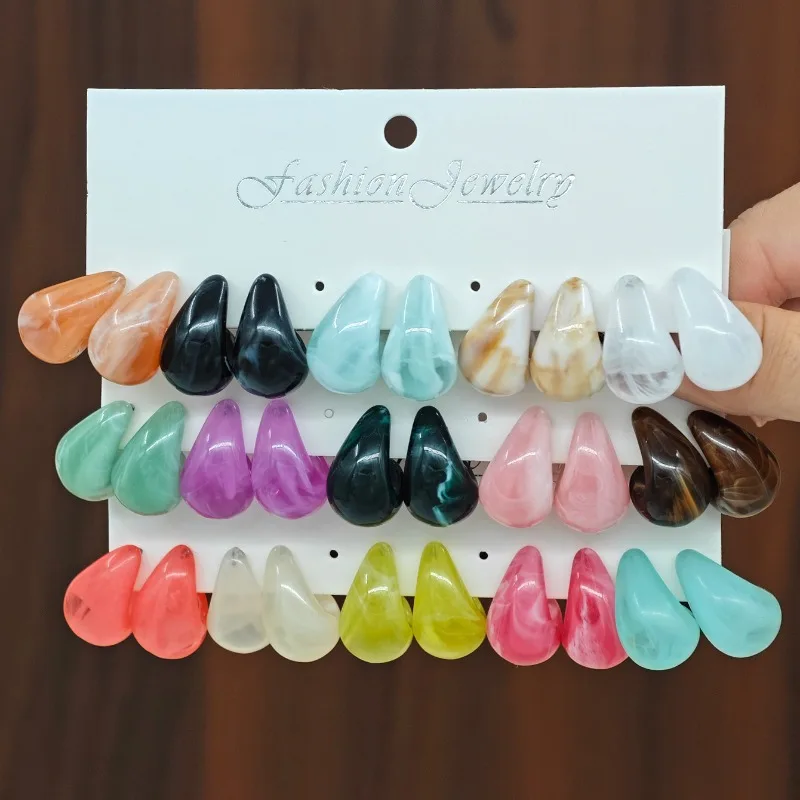 

30pcs Imitation Jade Pattern Gradient Creative Dopamine Colored Water Droplet Earring Set for Women