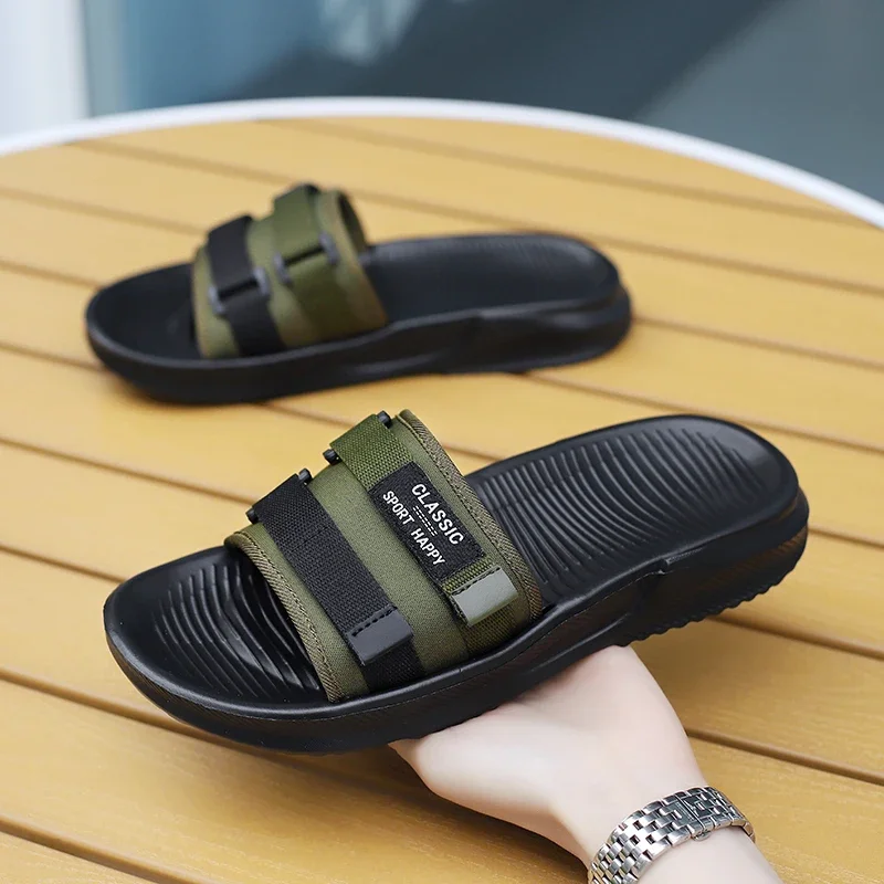 2023 New Men Slippers Summer High Quality Home Flip Flops Outdoor Non-slip Beach Slippers Casual Sandals Men\'s Shoes Water Shoes