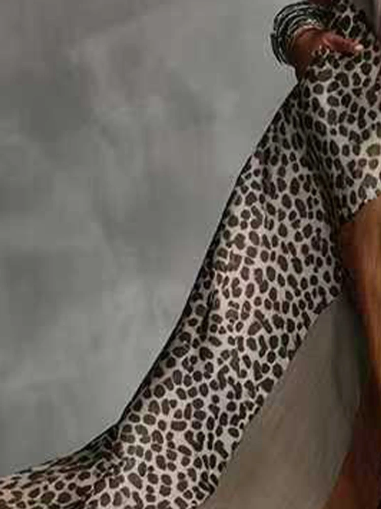 

Women's Halter Neck Leopard Print Maxi Dress Loose Fit Sleeveless Bohemian Casual Dress Summer Vacation Beach Long Dress