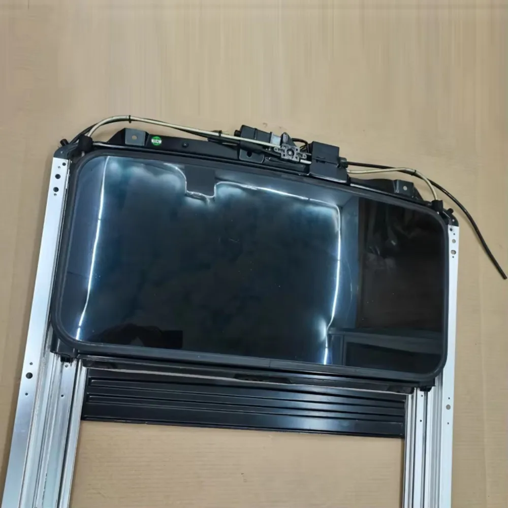 

Auto Parts Sunroof frame Car Sunroof Skylight Glass 9007028 for Chevrolet