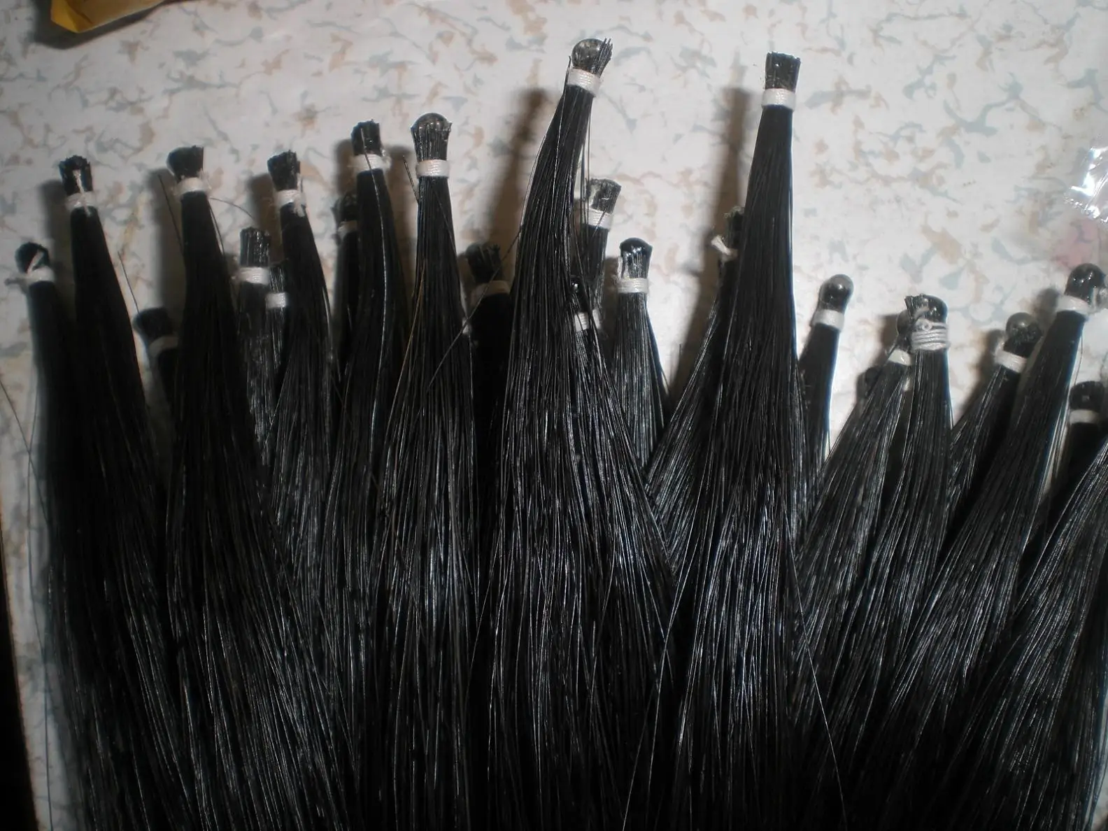 100 Hanks Stallion Violin Horse hair 7 grams each hank 32 inches in length