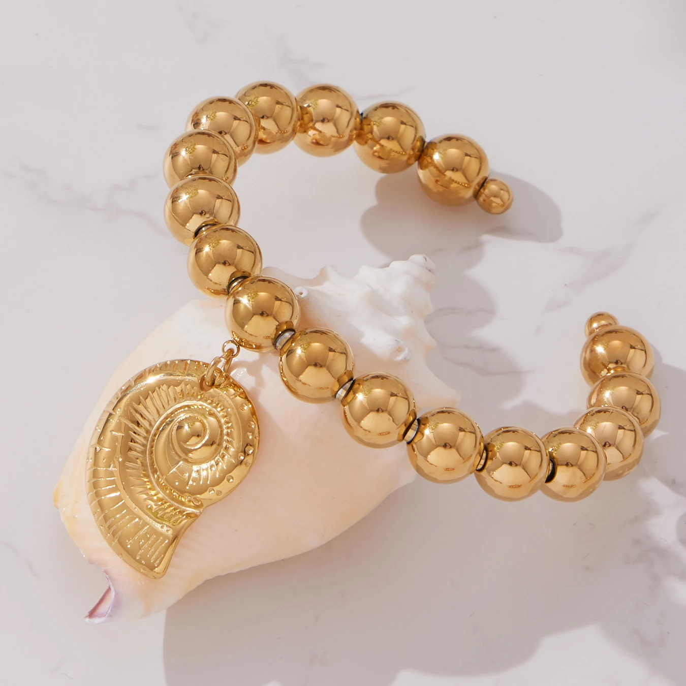 Liora جودة عالية الحلزون القلب قلادة النساء أساور الفولاذ المقاوم للصدأ مصقول الزفاف مأدبة سحر سوار الأفريقي مجوهرات