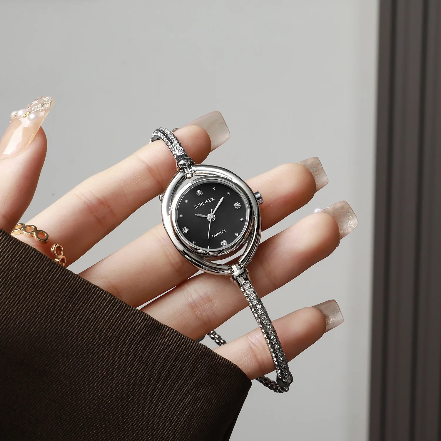 KAIRIS Women's Luxury Bracelet Watch Quartz Wristwatch Gold Silver Oval Dial Rhinestone Chain Fashion Jewelry Gift