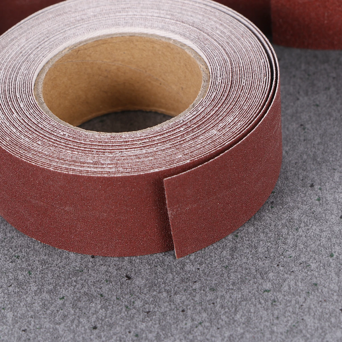 

Boxed Abrasive Rolls Sand Belt Dry Matte Wear-Resistant Nylon Back Soft Sanding Cloth Cuttable Anti-Stretch Grinding