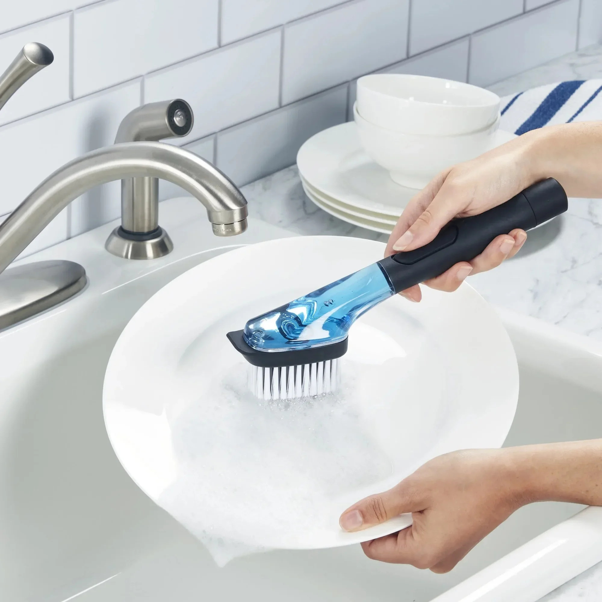 

(6 pack) Soap Dispensing Sink Brush in Black, Dishwasher Safe